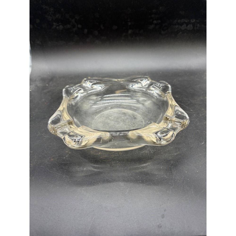 Vintage Clear Glass Ashtray Heavy Scalloped Star Shape Mid Century Modern MCM